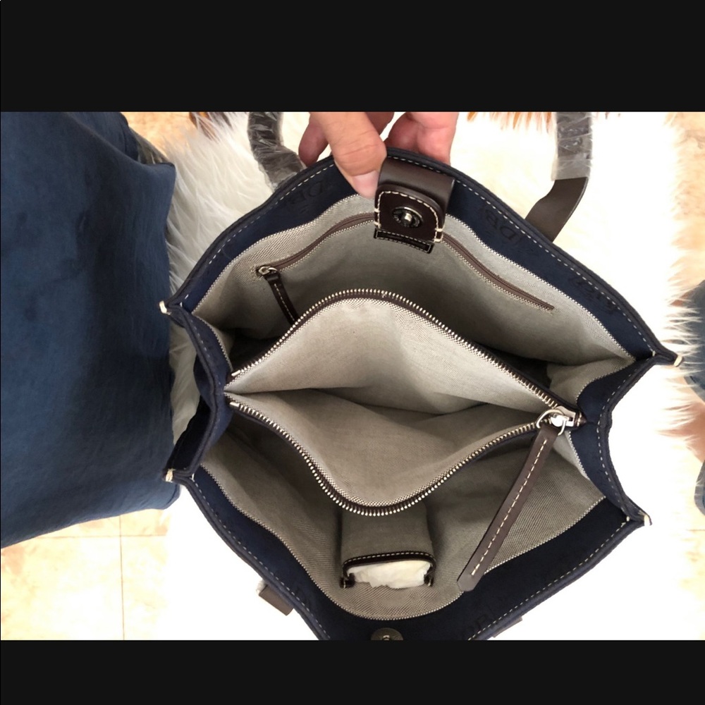 New. Navy blue Dooney and Bourke bag